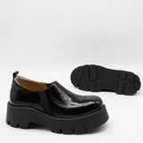 CHAUSSURES EN CUIR À SEMELLE CRANTÉE