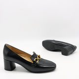 ESCARPINS EN CUIR À BOUT CARRÉ ET MORS DORÉ