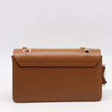 SAC À MAIN EN CUIR ET CHAÎNE DORÉ