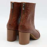 BOTTINES À TALONS ET BOUT POINTU EN CUIR