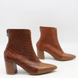 BOTTINES À TALONS ET BOUT POINTU EN CUIR