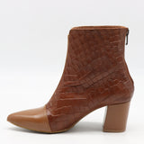 BOTTINES À TALONS ET BOUT POINTU EN CUIR