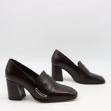 ESCARPINS EN CUIR À BOUT CARRÉ