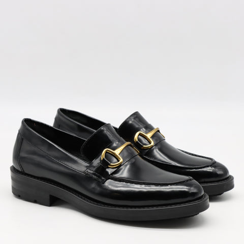 MOCASSINS EN CUIR ET MORS DORÉ