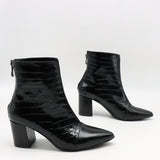 BOTTINES À TALONS ET BOUT POINTU EN CUIR