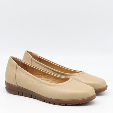 BALLERINES EN CUIR À SEMELLE CRANTÉE