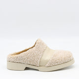 SABOT EN CUIR & MOUMOUTE