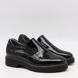 CHAUSSURES À ÉLASTIQUE EN CUIR VERNIS ET SEMELLE CRANTÉE