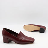 ESCARPINS EN CUIR À BOUT CARRÉ