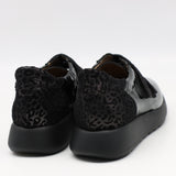 BASKETS EN DAIM CUIR À SCRATCH