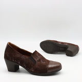 CHAUSSURES À TALONS EN CUIR ET ÉLASTIQUE