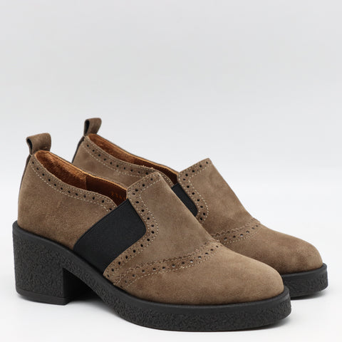 CHAUSSURES EN CUIR À TALONS CARRÉE