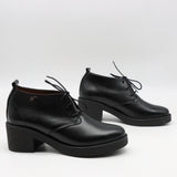 CHAUSSURES À LACETS ET TALONS EN CUIR