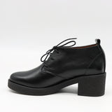 CHAUSSURES À LACETS ET TALONS EN CUIR