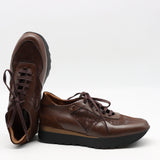 BASKETS À LACETS EN CUIR