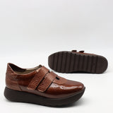 BASKETS À SCRATCH EN CUIR À IMPRIMÉE