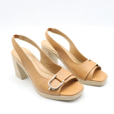 SANDALES EN CUIR À TALON CARRÉ