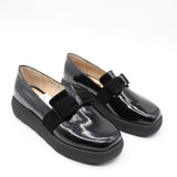 MOCASSINS À NOEUD EN CUIR VERNIS