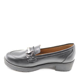 MOCASSINS EN CUIR À MORS MÉTALLIQUE