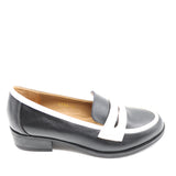 MOCASSINS BICOLORE À BARETTE CONTRASTÉE